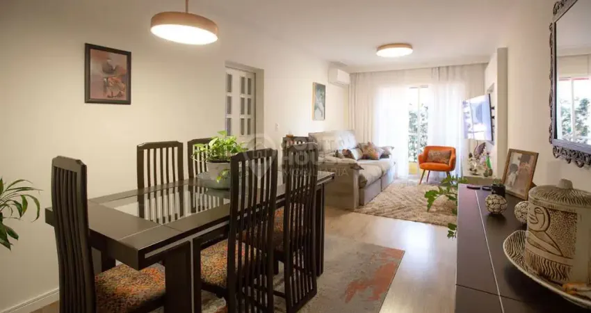 Apartamento à venda no bairro Saúde de 3 dormitórios, 2 banheiros e 1 vaga