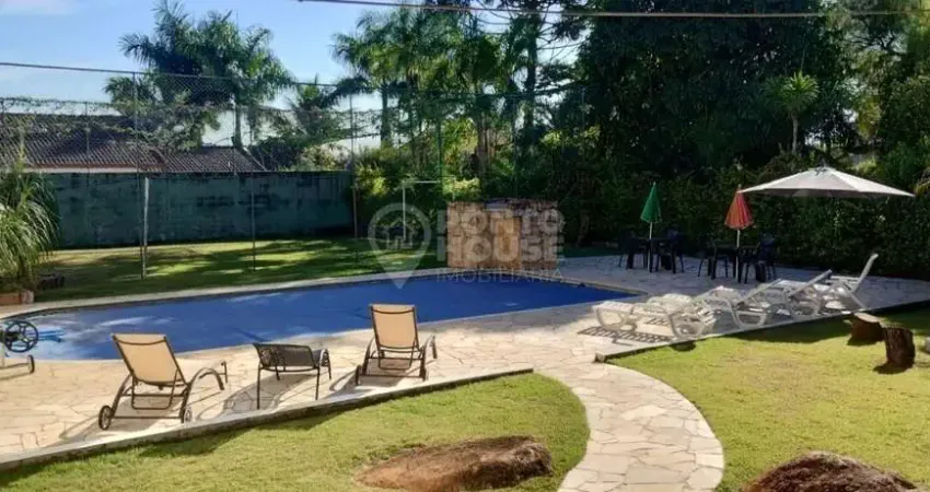 Casa à venda em Itupeva com 6 suítes, 6 vagas e área de lazer