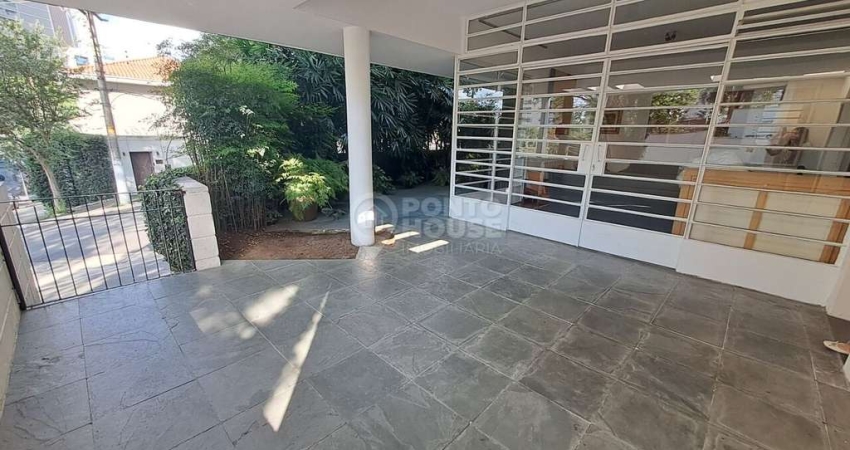 Casa à Venda no bairro Planalto Paulista, 3 Dormitórios, 2 Vagas, 10 x 20