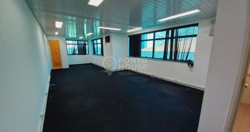 comercial   para locação na Saúde 60m² copa 2 banheiros 1 vaga do lado do metrô.