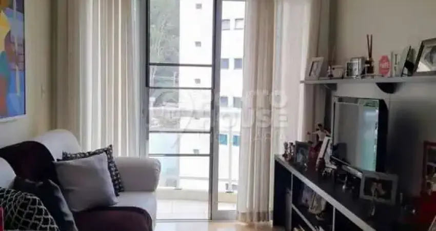 Apartamento à venda na Vila Suzana com 2 dormitórios, 2 banheiros e 2 vagas