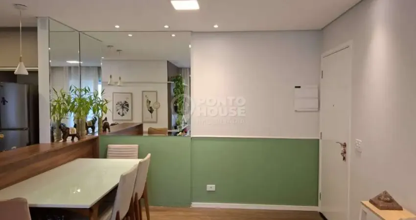 Apartamento à venda no bairro Saúde de 71m², 2 dormitórios, 2 vagas e varanda