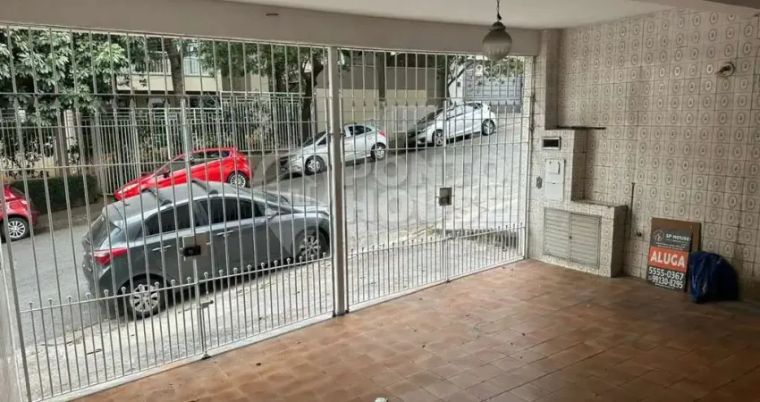 Sobrado à venda de 3 dormitórios, 2 vagas perto do metrô saúde