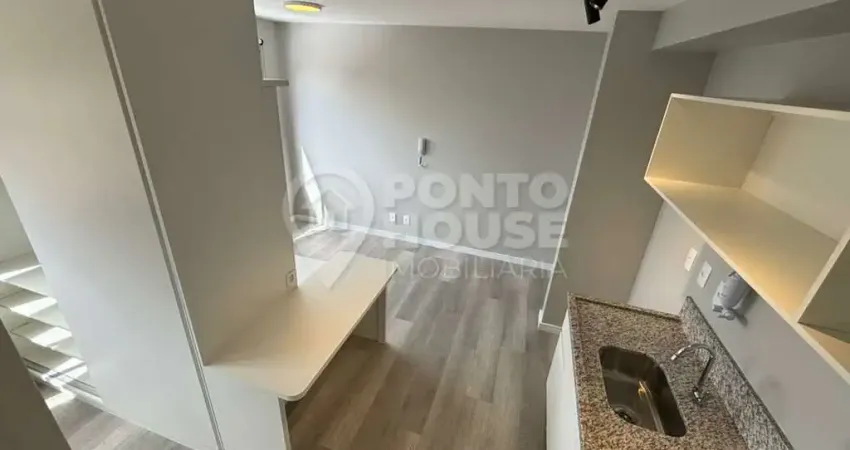 Studio à venda na saúde com 25m² ao lado do metrô linha azul.