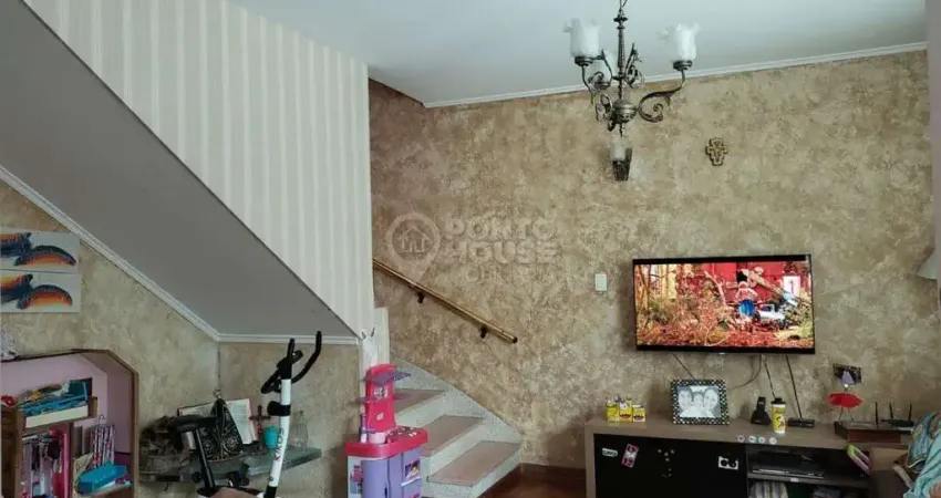Sobrado à venda na Vila das Mercês com 2 dormitórios e 1 vaga