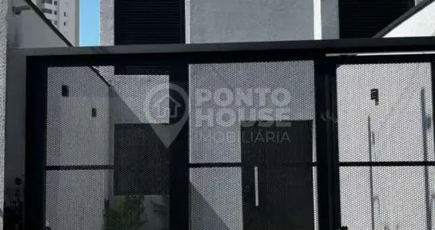 Sobrado a venda na Vila Gumercindo de 120m² com 3 dormitórios, 1 suíte e 1 vaga