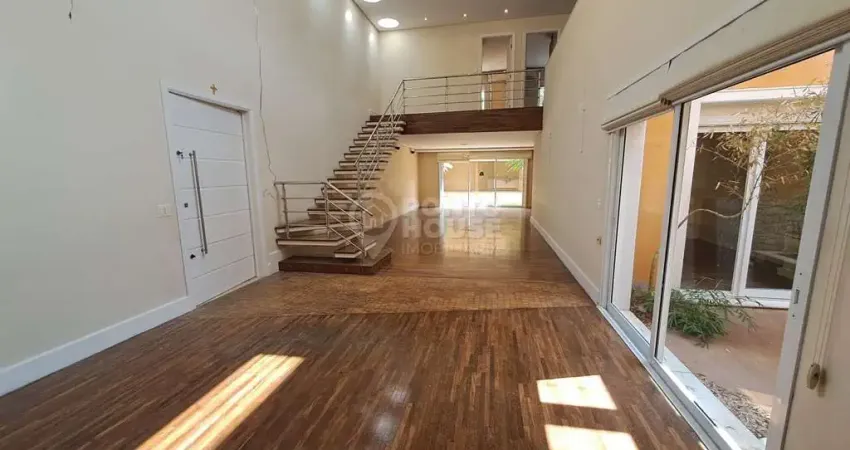 Casa à venda planalto paulista 10 x 39, 3 suítes, 1 no térreo, 4 vagas e quintal