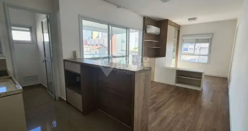 Studio semi mobiliado à venda 300 metros do metrô Ana Rosa com 1 vaga de garagem