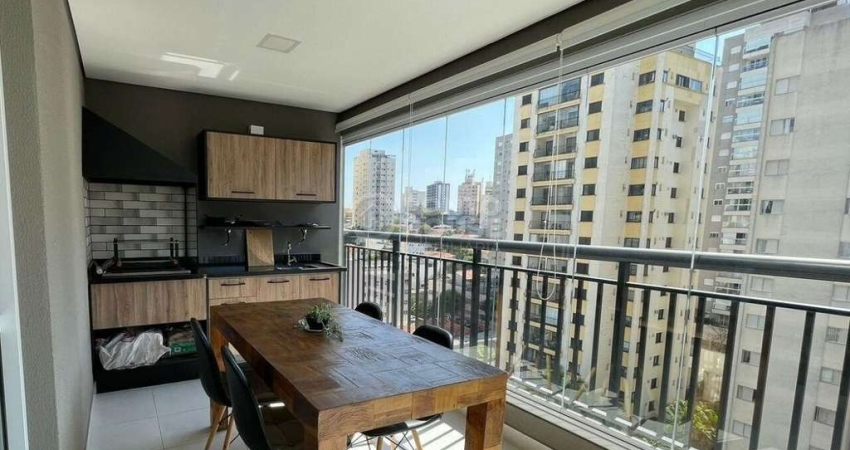 Apartamento à venda no bairro Saúde, 2 dormitórios, 1 suíte e 1 vaga, varanda gourmet
