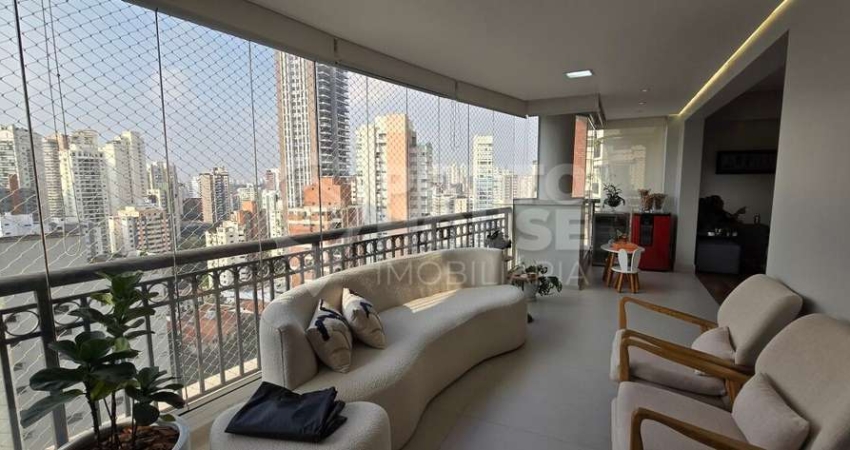 Apartamento à venda bairro Chácara Klabin de 3 suítes e 4 vagas 171m²