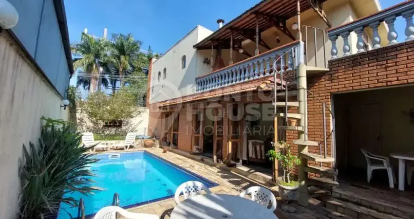 Casa à Venda Planalto Paulista 3 Dormitórios, 3 Vagas, Piscina, 394 m² terreno