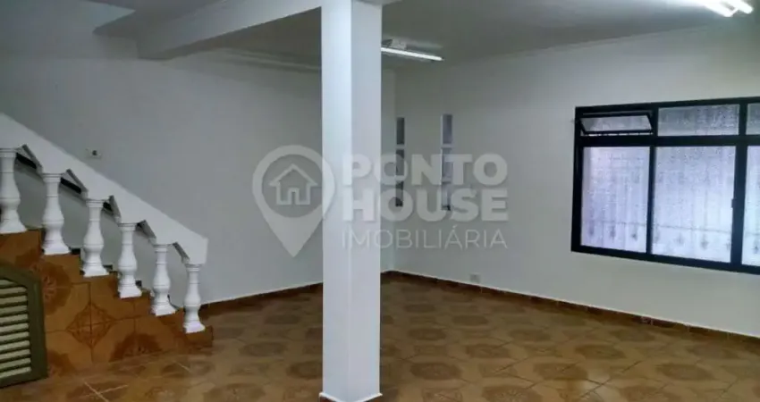 Sobrado à venda no Jardim Aeroporto com 307m², 6 dormitórios, 2 suítes e 3 vagas