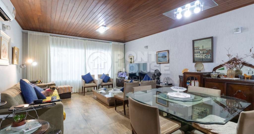 Casa Térrea à Venda no Jardim da Saúde, ampla, confortável e pronta para morar!