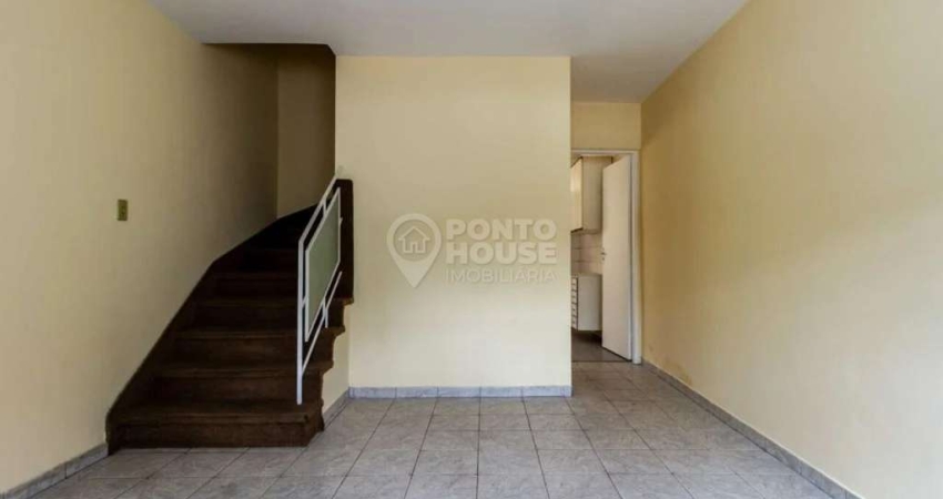 Sobrado à venda e locação no bairro Campo Belo, 2 dormitórios e 1 vaga