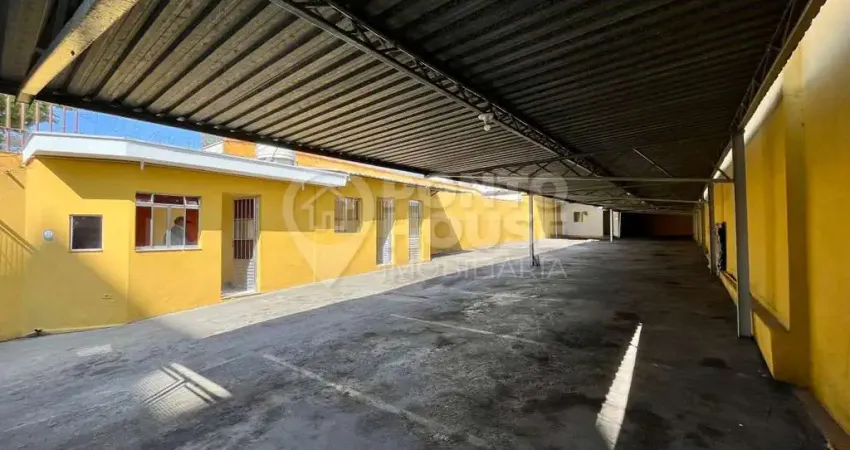 Galpão de 390m² de área útil para Locação no Bairro da Saúde