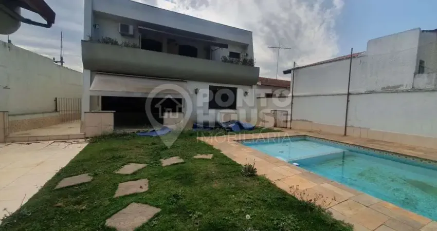 Sobrado amplo com piscina à venda, 650 metros da estação alto do ipiranga