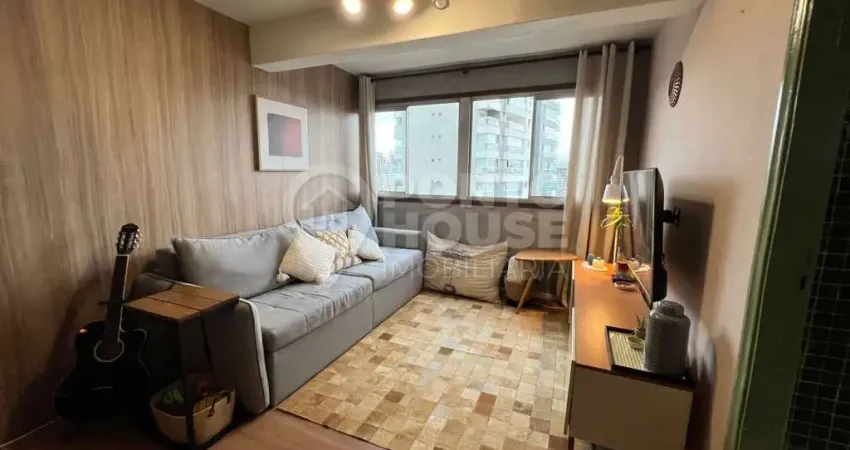 Apartamento à venda e locação mobiliado, 2 dormitórios e 1 vaga, próximo metrô