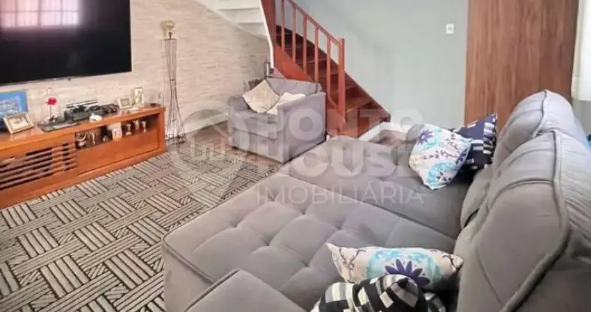 Casa à venda na vila gumercindo, 160m², com varanda e 1 vaga, próximo ao metrô