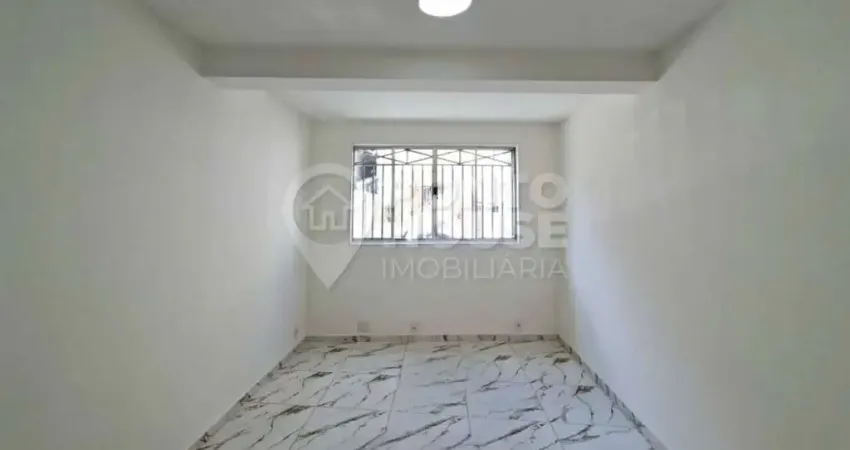 Casa térrea de vila para locação, de 60m² com 2 dormitório, próximo ao metrô