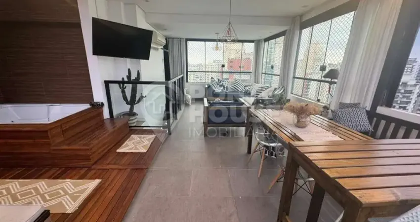 Cobertura duplex à venda em Moema, 3 dormitórios, 2 suítes, 1 vaga, mobiliada