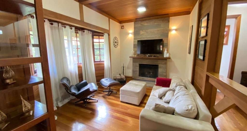 CASA À VENDA, 200 M² POR R$ 1.100.000,00 - VARGEM GRANDE - TERESÓPOLIS/RJ