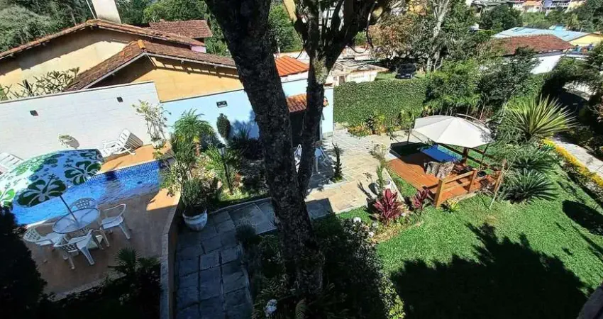 CASA À VENDA, 550 M² POR R$ 1.800.000,00 - GOLFE - TERESÓPOLIS/RJ