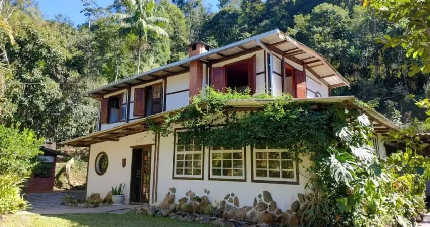 CASA COM 8 DORMITÓRIOS À VENDA, 327 M² POR R$ 665.000,00 - ALBUQUERQUE - TERESÓPOLIS/RJ