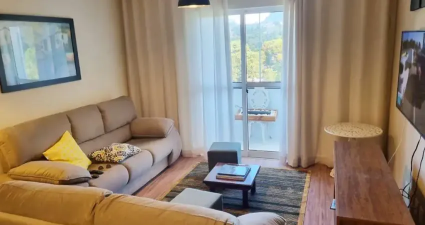 Apartamento à venda em teresópolis-rj, alto: 1 quarto, 1 sala, 1 banheiro, 1 vaga de garagem. 70,42 m² de área!