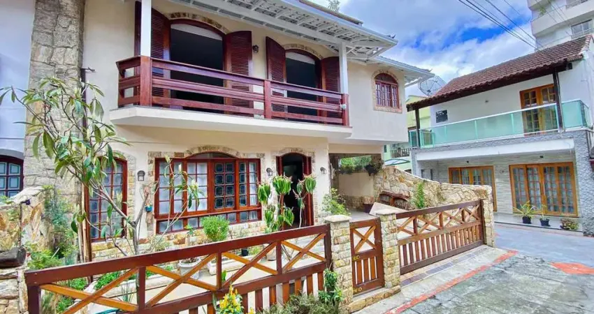 Casa triplex de 3 quartos à venda no alto teresópolis-rj - 247,91 m² de área - não perca essa oportunidade!