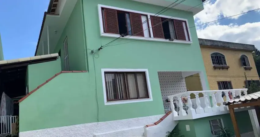 Casa para venda em teresópolis-rj, barra do imbuí: 6 quartos, 1 suíte, 2 salas, 2 banheiros, 2 vagas de garagem, 163,13m² de área. imperdível!