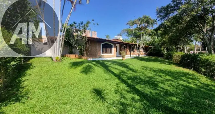 Exclusiva Casa Comercial para Locação - Ao Lado do Hospital Novo Atibaia