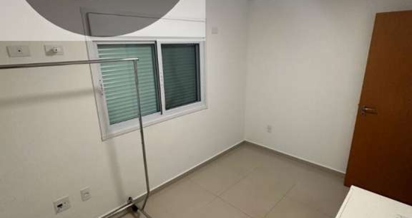 Apartamento Mobiliado com 3 Dormitórios (1 Suíte) para Locação