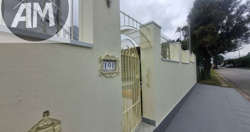 Casa para Locação  Apenas 100 metros da Av. Lucas Nogueira Garcez