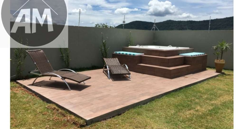 Aluguel de Casa de Alto Padrão com 3 Suítes no Jardim Itaperi