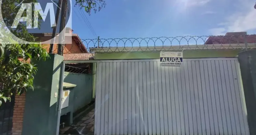 Casa para Locação no Bairro Luanda -3 Dormitórios, Piscina, Churrasqueira e Muito Conforto