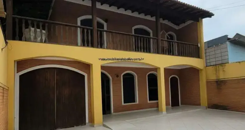 Casa com 4 quartos para alugar na Avenida Adhemar Pereira de Barros, 381, Jardim Santa Maria, Jacareí