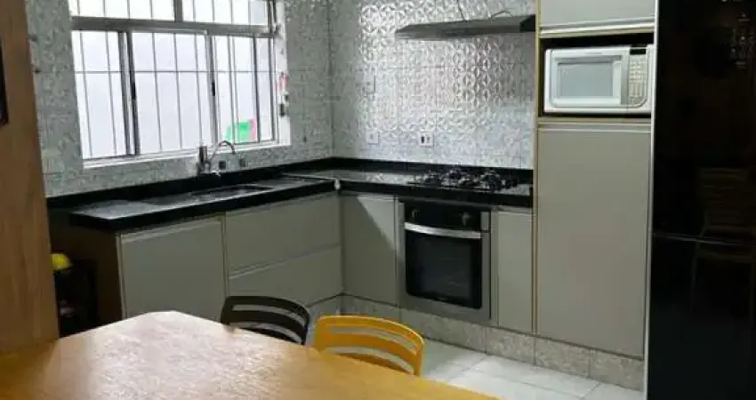 Casa para Venda em Mogi das Cruzes, Vila Mogilar, 3 dormitórios, 1 suíte, 2 banheiros, 2 vagas