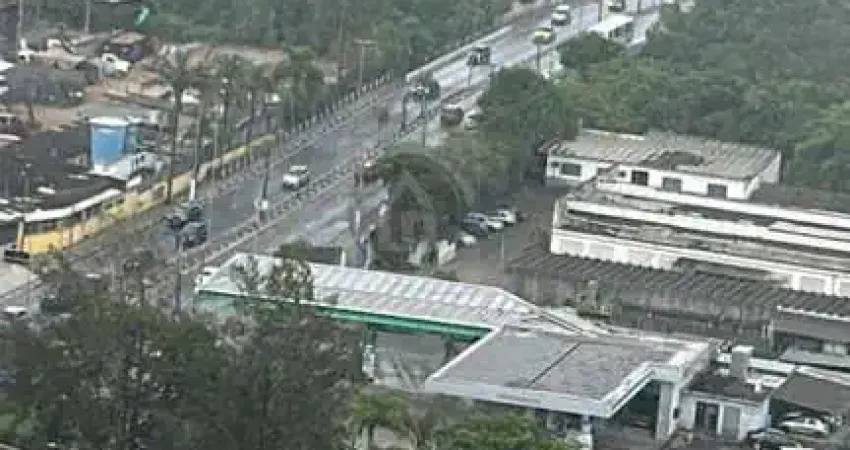 Barracão / Galpão / Depósito à venda na Vila Mogilar, Mogi das Cruzes 