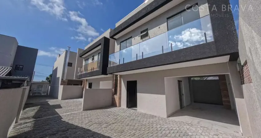 Amplo sobrado com 3 suítes