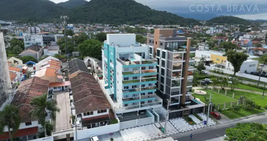 Apartamento em andar face leste/sul com vista para o mar!