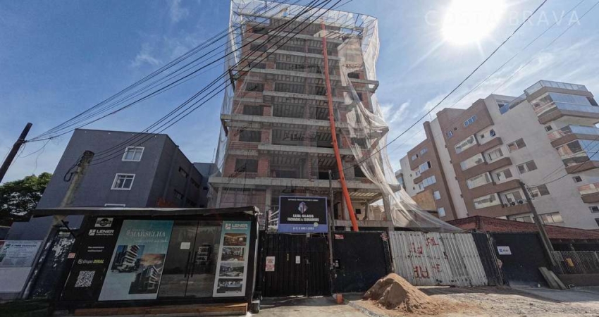 Sofisticação e Conforto a 150m da Praia de Caiobá!