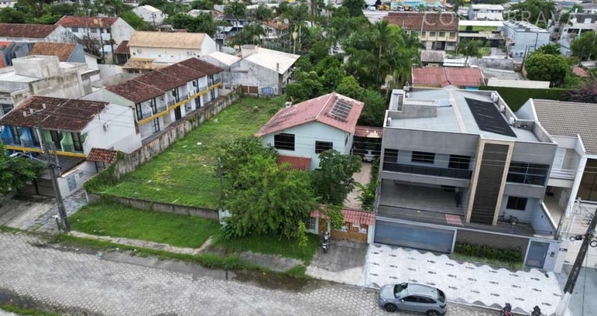 Casa com 4 quartos à venda na Rua São Mateus, 1263, Caiobá, Matinhos