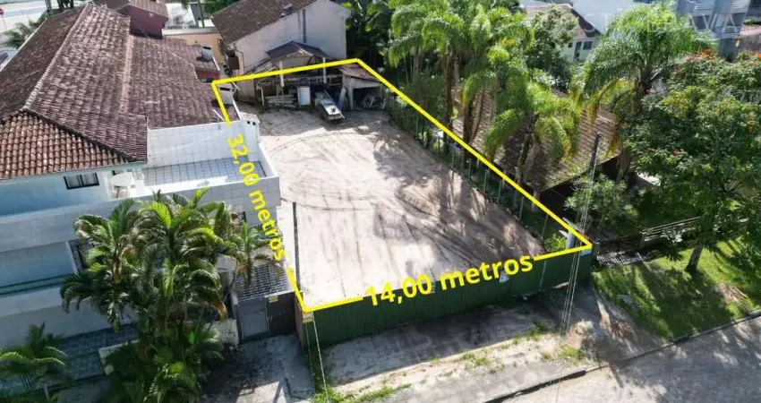 Terreno aterrado, pronto para construir