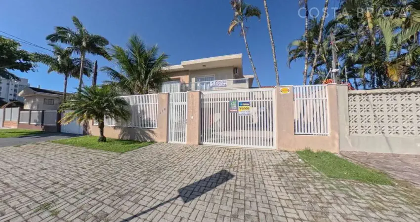 Casa em Caiobá  -  Matinhos