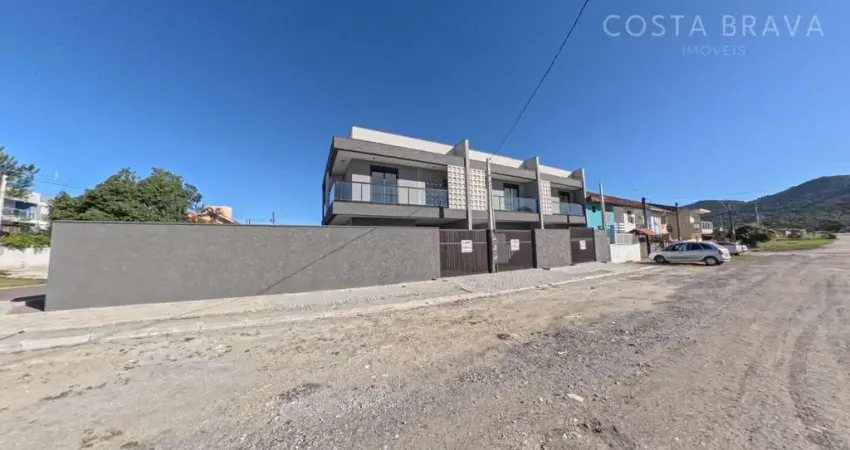 Casa com 3 quartos à venda na Avenida Londrina, 261, Bom Retiro, Matinhos