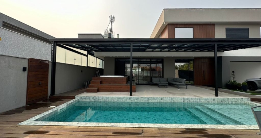 Casa de Alto Padrão à Venda na Região Mais Nobre dos Ingleses – Florianópolis/SC