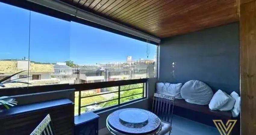 Apartamento reformado a 200m do mar  em jurere internacional