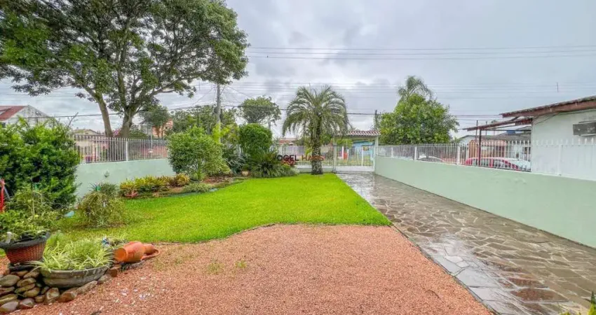 Casa mobiliada, com pátio e terraço à venda em Canoas, Niterói: Excelente oportunidade!