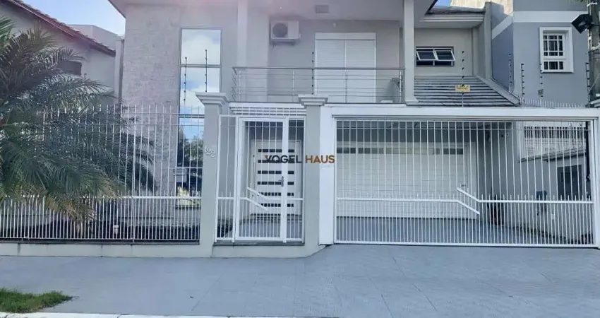 Sobrado com 04 dormitórios 01 suíte | moinhos de vento - canoas.