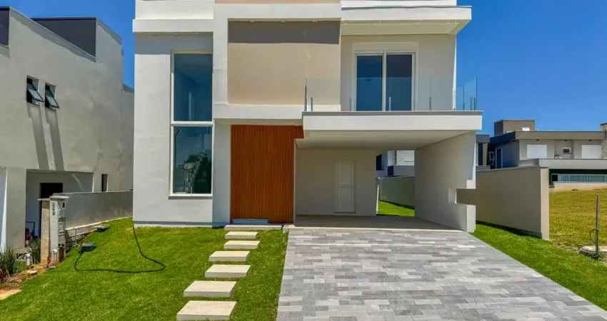 Casa em condomínio no condomínio reservas do lago clube, em nova santa rita.